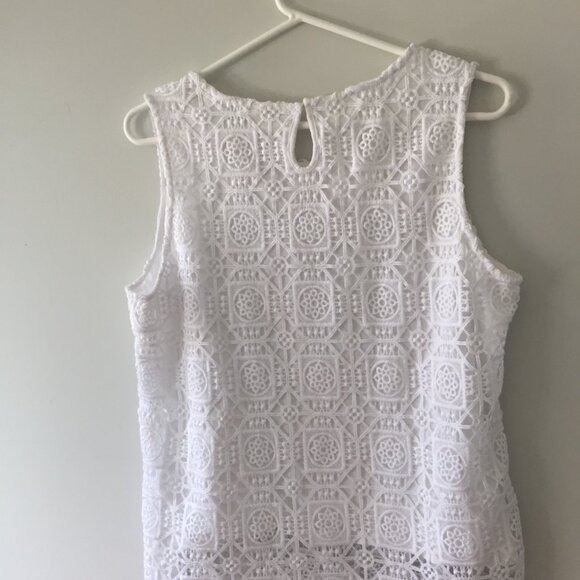 NEW Tribal White Lace Sleeveless Top - Small - Picture 2 of 4